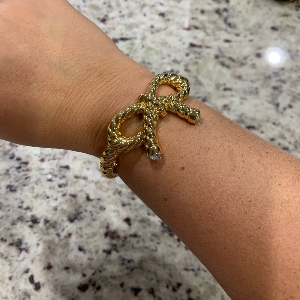 EUC Brighton Gold toned nautical rope bow bracelet